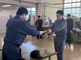 R7機械技術科3級技能検定合格04