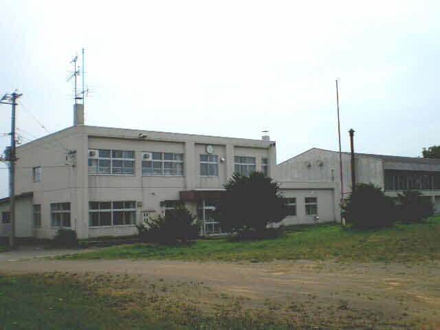 31_宗谷【稚内市】_豊別小中学校1.jpg