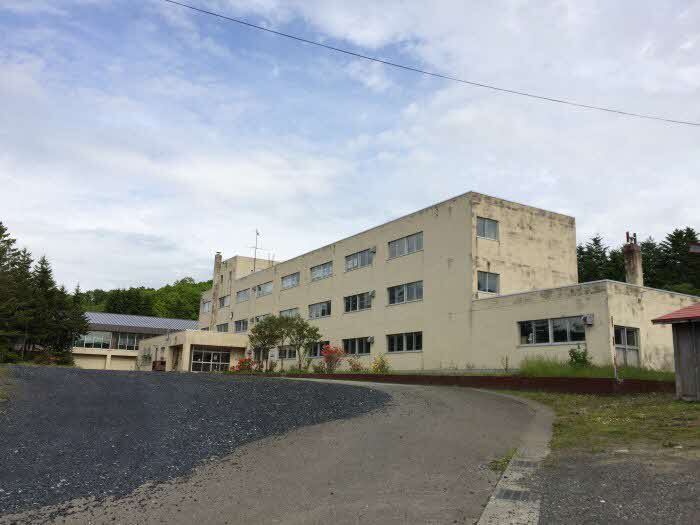 37_宗谷【稚内市】_上勇知小中学校1.jpg
