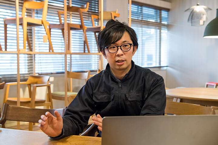 山上 裕一朗さんインタビュの様子(1)